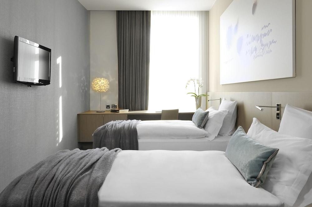 Hotel Cubo